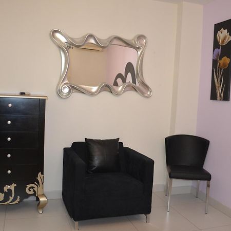 Hostal Mont Royal Alicante Esterno foto