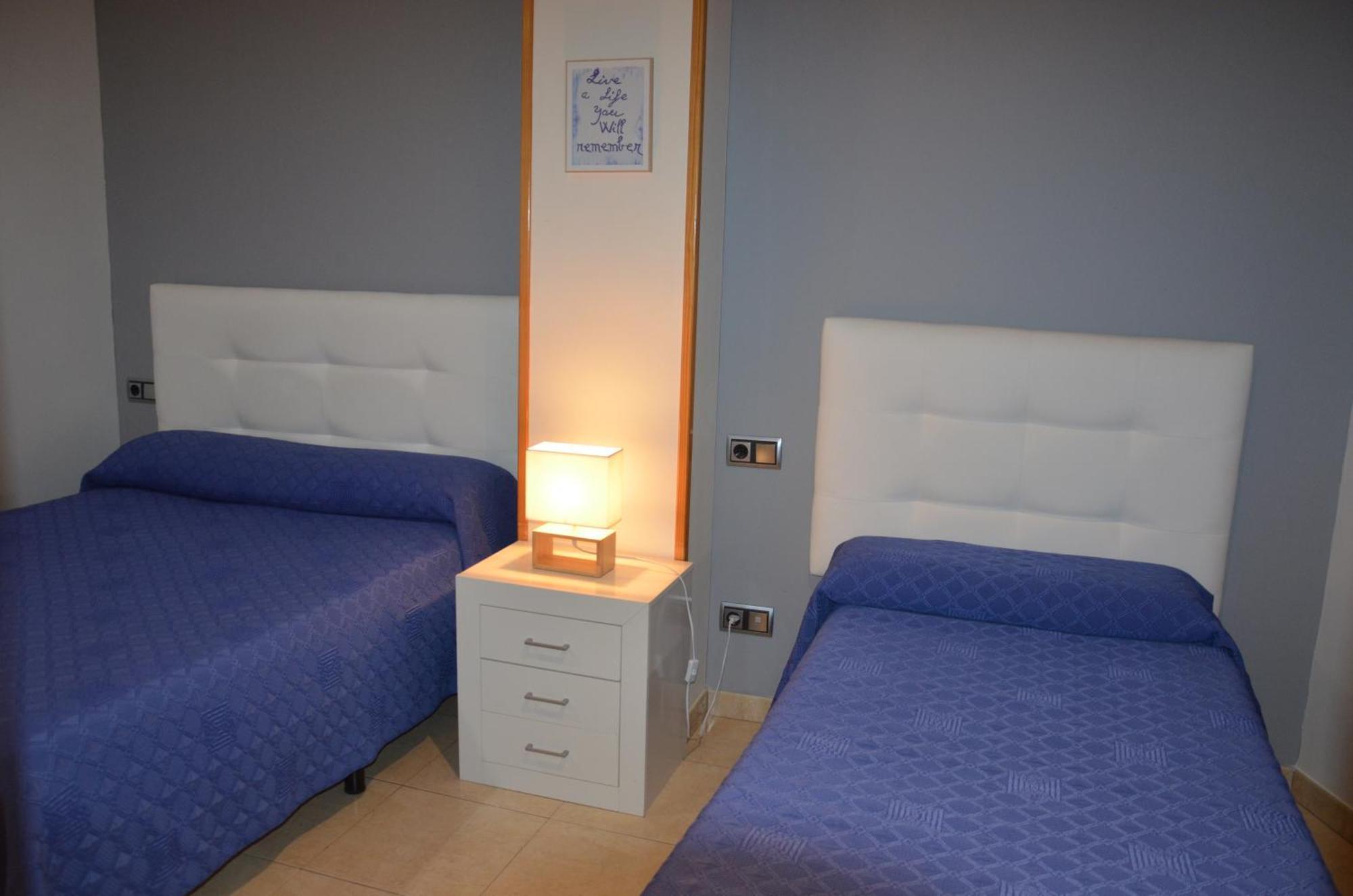Hostal Mont Royal Alicante Esterno foto