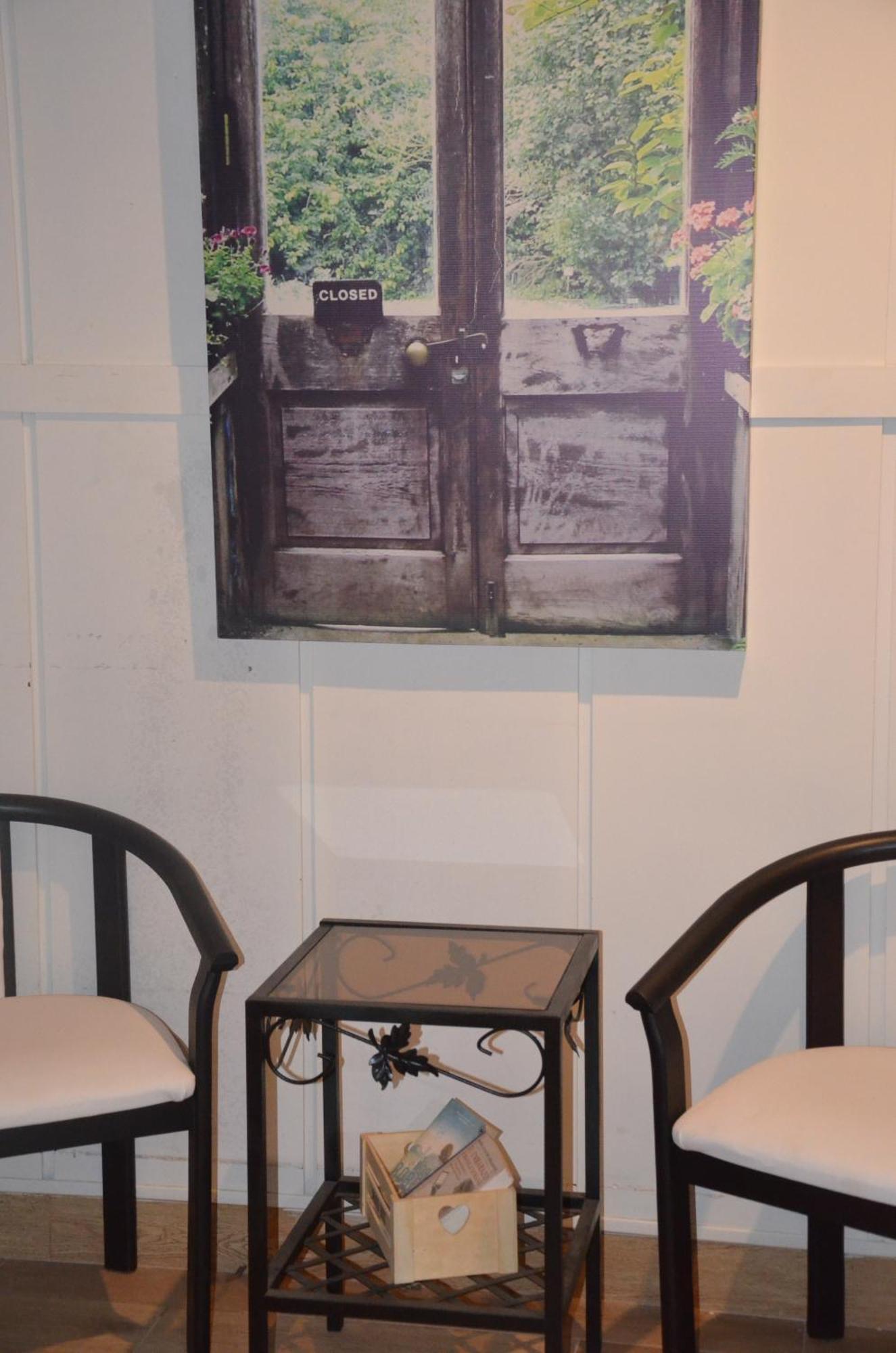 Hostal Mont Royal Alicante Esterno foto