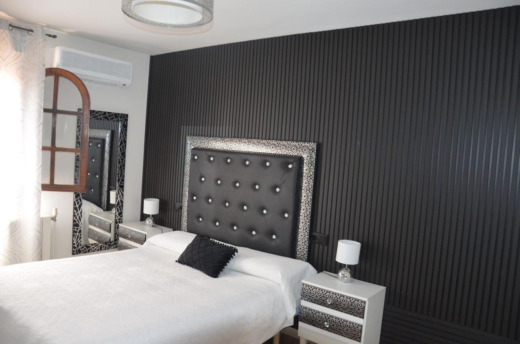 Hostal Mont Royal Alicante Esterno foto