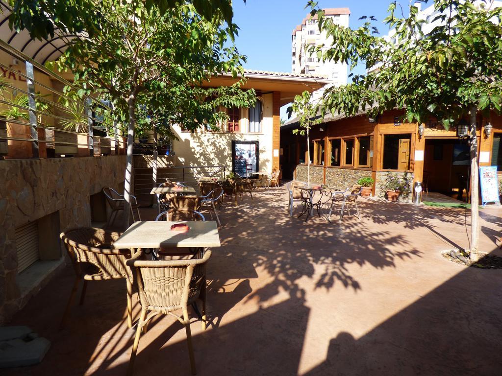 Hostal Mont Royal Alicante Esterno foto