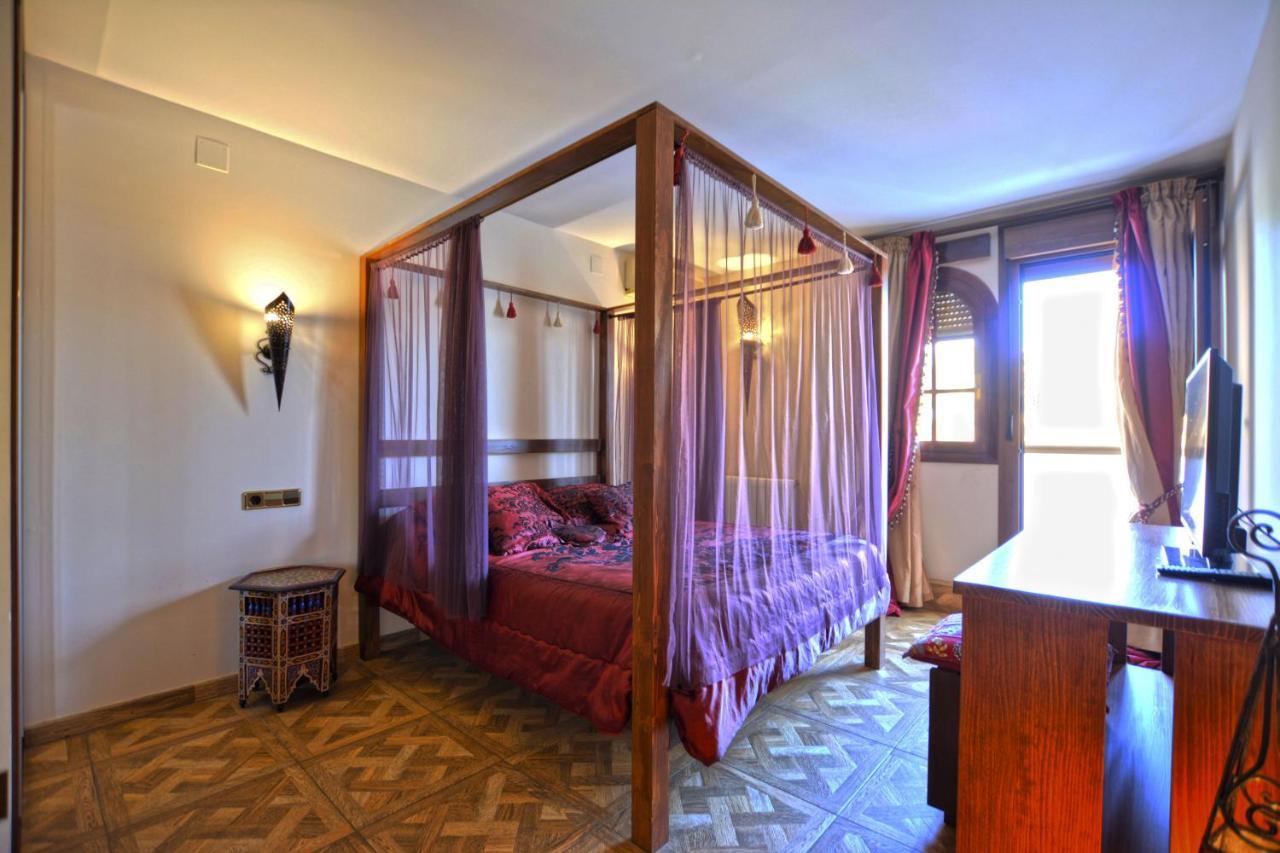 Hostal Mont Royal Alicante Esterno foto